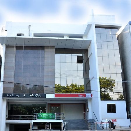 Hotel The Home Tirupur Szoba fotó